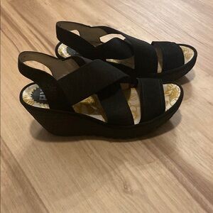 Black Wedge Sandals Fly London